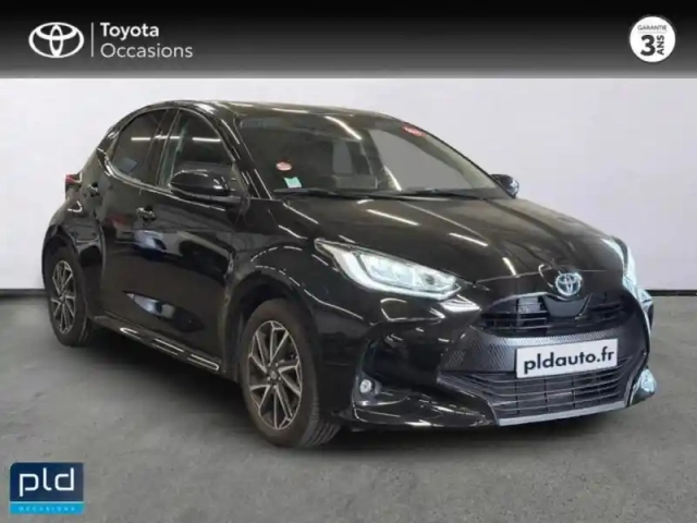 Toyota Yaris 116h design 5p mc24 — photo 6
