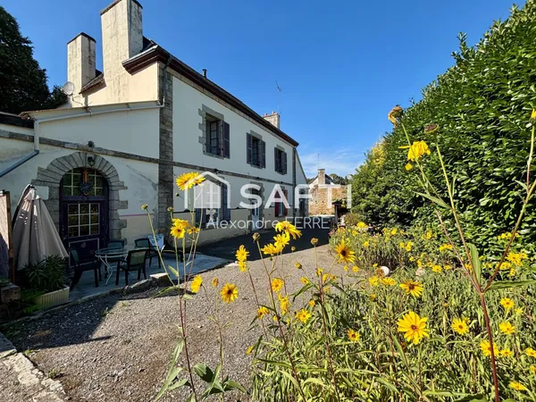 ANCIEN PRESBYTÈRE DU XIX? SIÈCLE - 259 M²