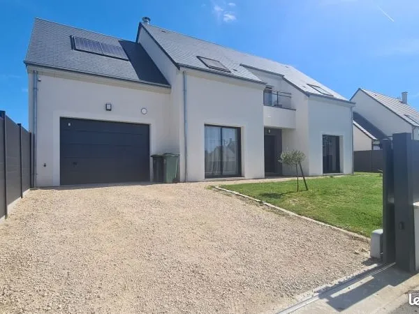 Maison 7 pièces 200 m²