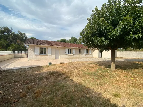MAISON 95m2 -3 chambres jardin-garage