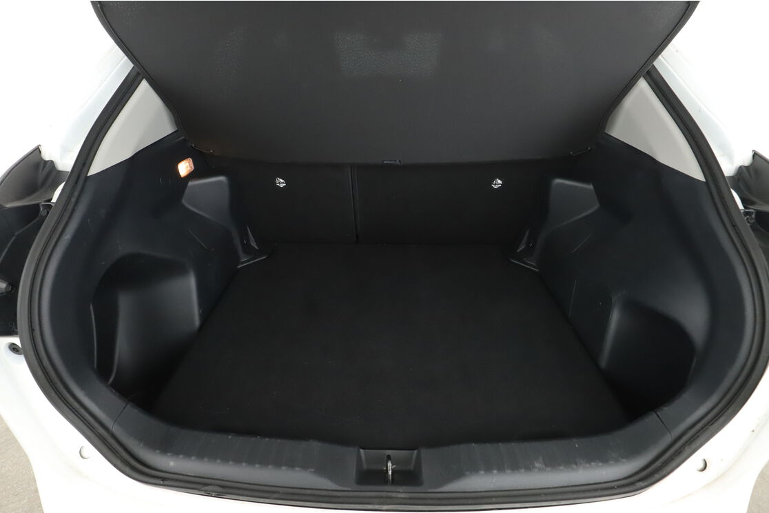 Toyota Yaris Cross 1.5 2WD — photo 16