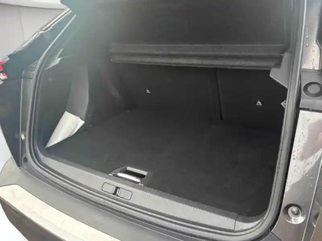 Peugeot 2008 1.2 puretech 130ch s&amp;s gt eat8 — photo 5