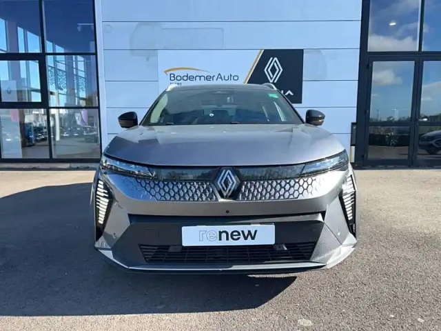 Renault Scenic e-tech electrique 220 ch grande autonomie — photo 1