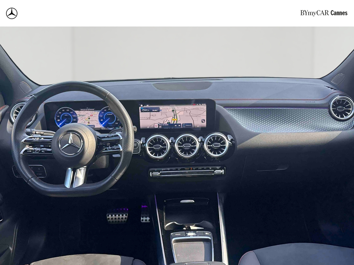 Mercedes EQA 250+ — photo 9