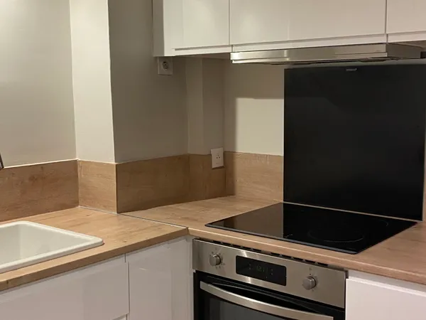 Appartement à louer rénové meublé proche écusson centre ville Montpellier