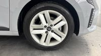 Renault Clio 1.5 dCi 100ch Evolution - 25 — photo 20