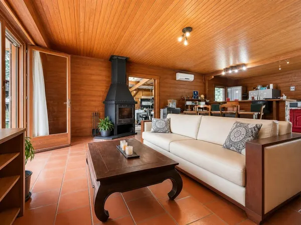 Maison 4 pièces de 121 m² à Meilhac