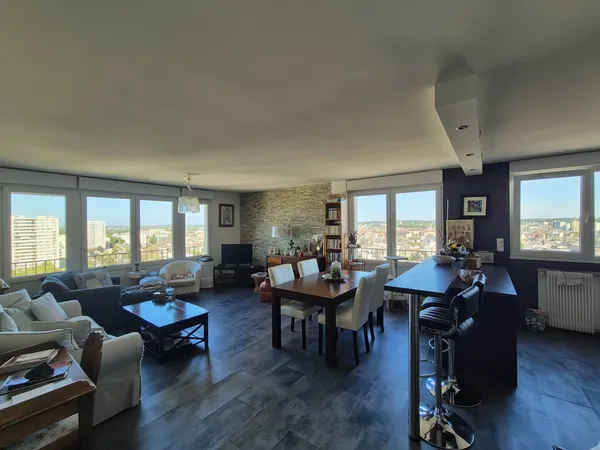Appartement 3 pièces à vendre à Tours - Vue premium