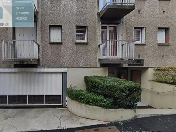 Stationnement Location Le Puy-en-Velay   60€