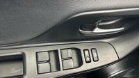 Toyota Yaris 100h GR SPORT 5p RC19 — photo 31