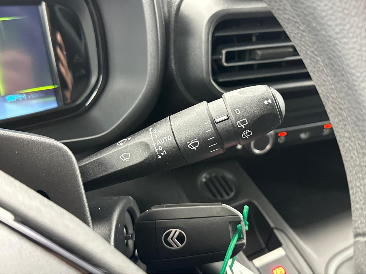 Citroën Berlingo van m diesel 100 ch manuelle — photo 19