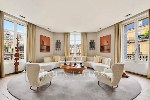 Appartement 6 pièces 240 m²