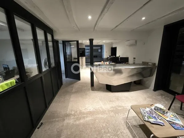 BUREAU LOFT A LOUER