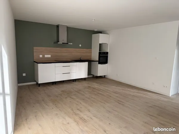 T4 neuf avec parking et garage