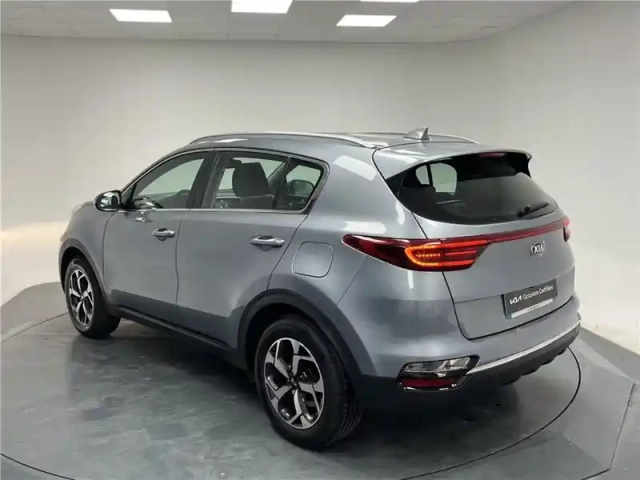 Kia Sportage 1.6 crdi 115 isg 4x2 bvm6 — photo 4