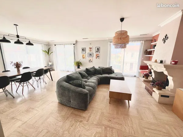 Maison familiale 180 m² - 5 chambres - Piscine - Garage double - Albi Rayssac