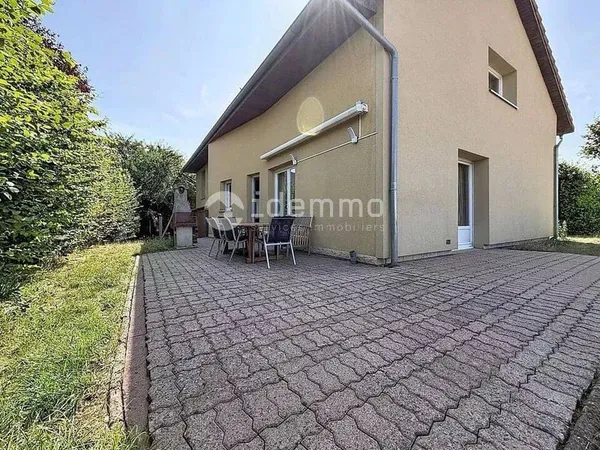 Maison 6 pièces 184 m²