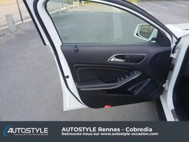 Mercedes Gla 180 d sensation 7g-dct — photo 14