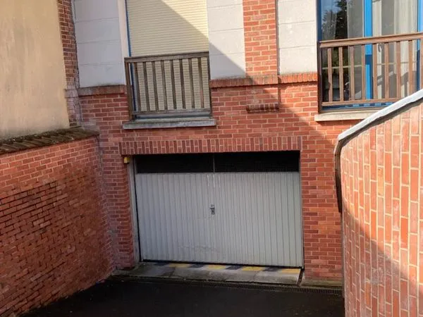 Garage à louer ST LEU