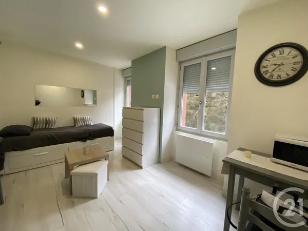 Studio 1 pièce 15 m²