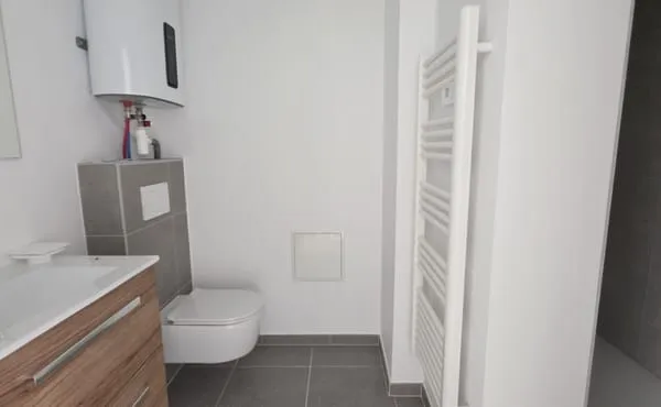 T3 63 m² entièrement rénové avec balconnet - Mulhouse Nordfeld