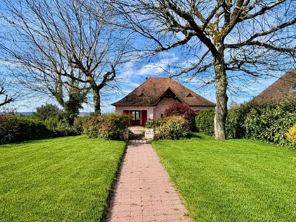 Brive maison plain-pied quartier Bassaler, 4 chambres, 1 bureau 193.37 m2 !