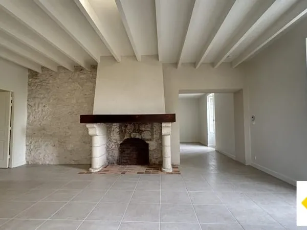 Charmante maison en pierre de 170 m² au coeur de la campagne