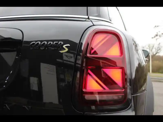 Mini Countryman cooper se 125ch + 95ch edition premium all4 bva6 — photo 33