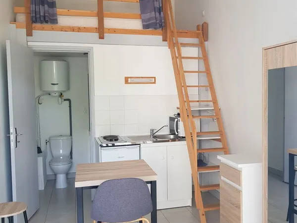 Appartement Location La Ravoire 1p 180m² 560€