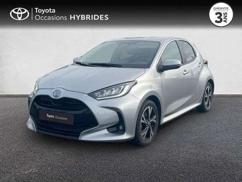 Toyota YARIS Toyota Yaris 116h Dynamic 5p — photo 1