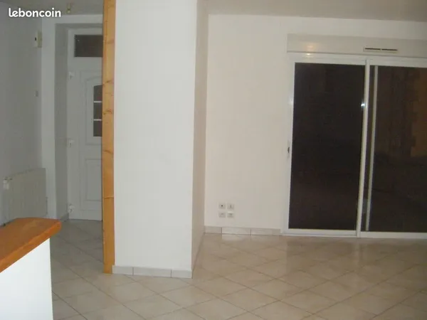 Loue maison de bourg