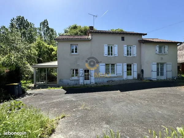 Propriété 7 pièces 180 m²