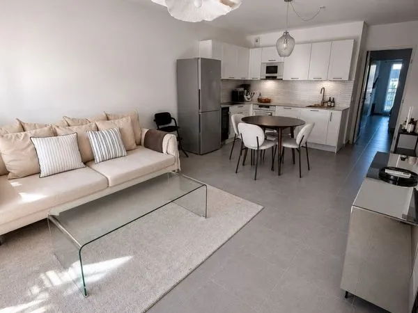 LA CIOTAT - T3 67 m² avec terrasse de 11 m² et parking en sous-sol