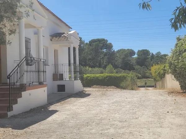 BAIL MEUBLE villa sur ALLAUCH ENCO DE BOTTE