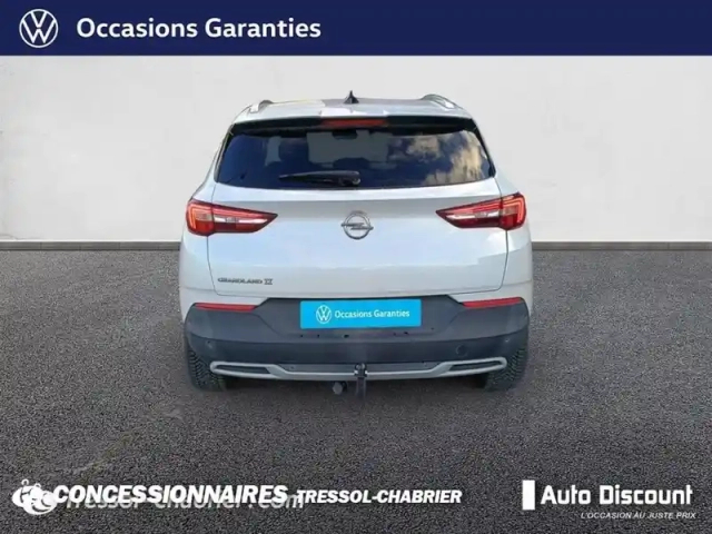 Opel Grandland X 1.5 diesel 130 ch bva8 elite — photo 4