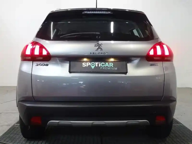 Peugeot 2008 1.2 puretech 110ch allure s&amp;s eat6 — photo 2