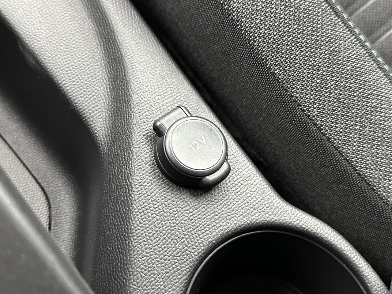 Peugeot 208 puretech 100 s&s bvm6 style — photo 29
