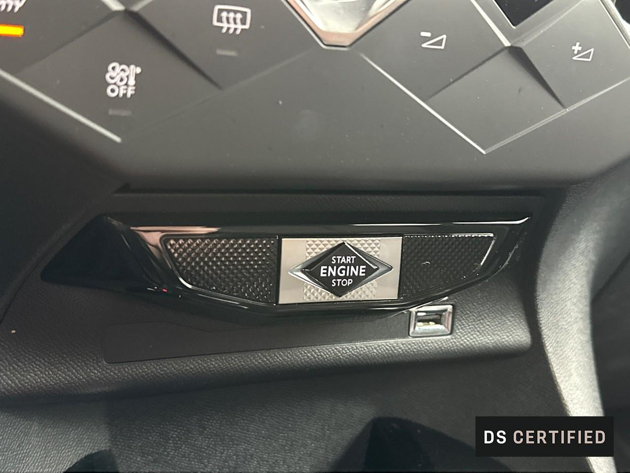 Ds Ds 3 crossback puretech 155 eat8 performance line+ — photo 30