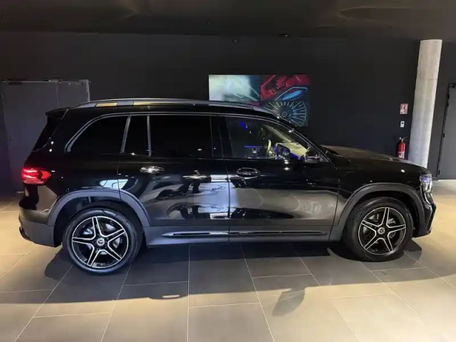 Mercedes Glb 200 d 8g-dct — photo 17