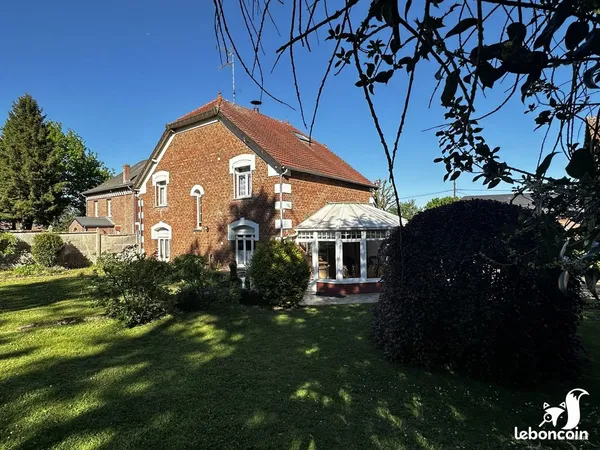 Propriété 8 pièces 167 m²