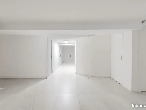 Bureaux 17 m² CHELLES