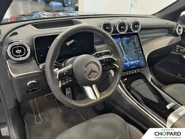 Mercedes Glc coupe 300 e hybrid eq 9g-tronic 4matic — photo 36