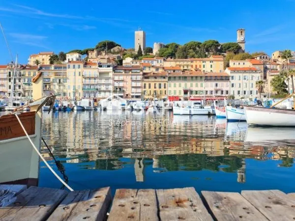 CANNES - LE SUQUET | CHARME & EMPLACEMENT EXCEPTIONNEL