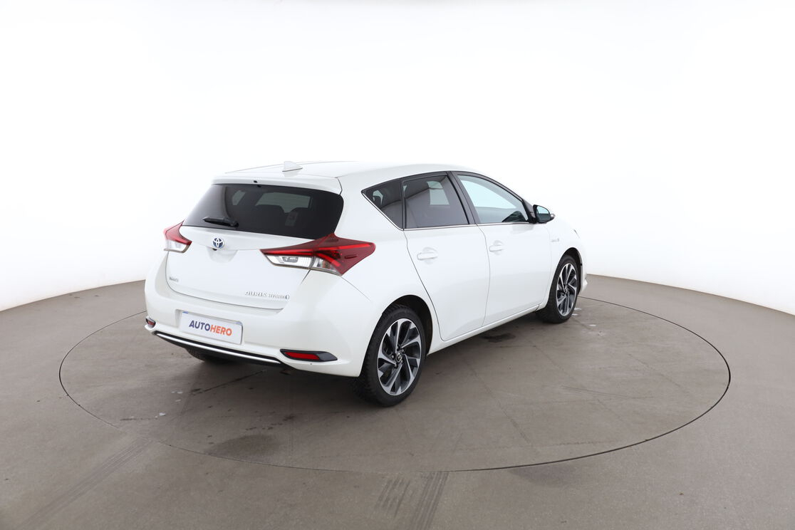 Toyota Auris 1.8 Hybride Design — photo 5