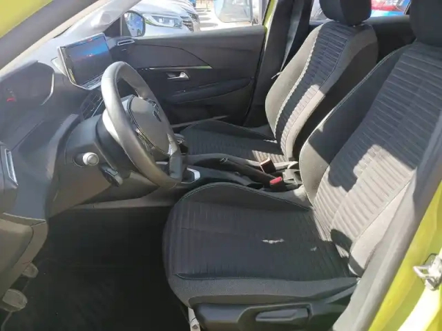 Peugeot 208 puretech 75 s&amp;s bvm5 — photo 9