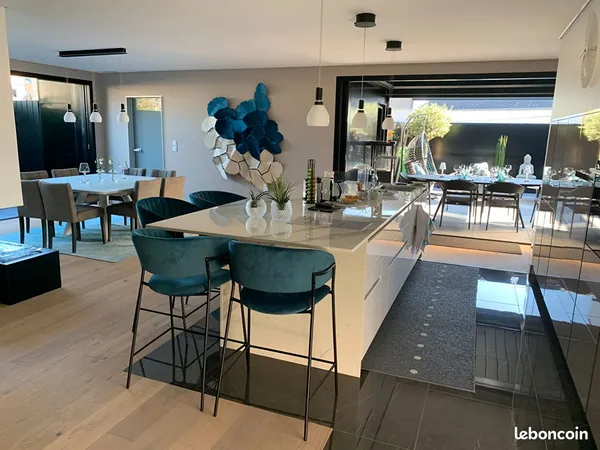Maison 5 pièces 184 m²