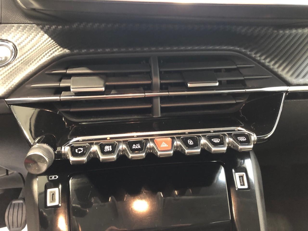 Peugeot 208 puretech 100 s&s bvm6 allure — photo 18
