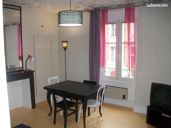 Appartement traversant Nancy Vieille ville