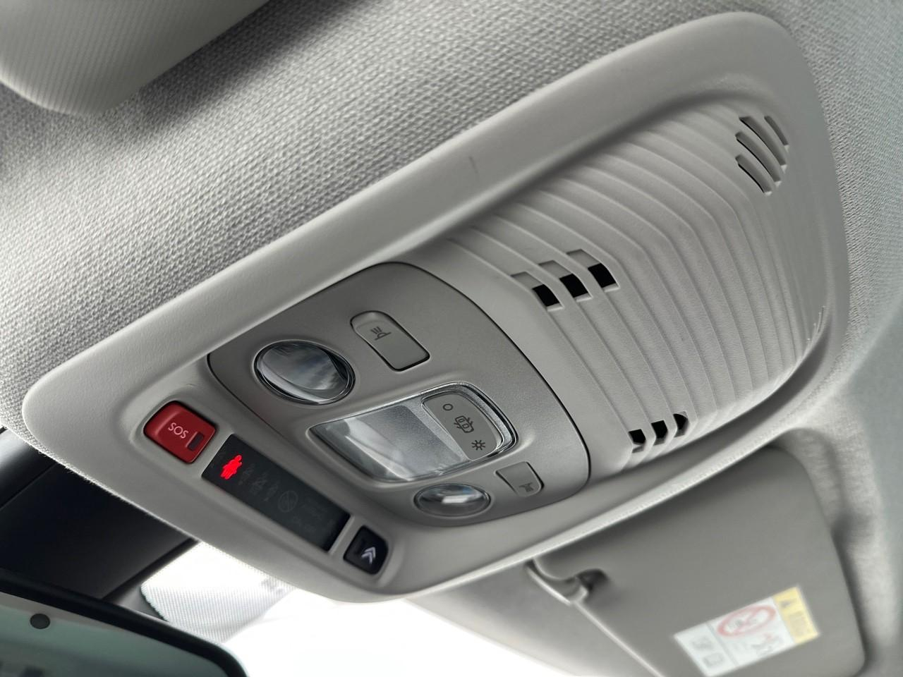 Citroën C3 Aircross puretech 130 s&s eat6 shine pack — photo 31