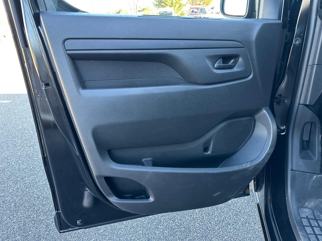 Peugeot Expert ht 32 000.00 € - taille m 2.0 bhdi 180 s&s auto p — photo 12